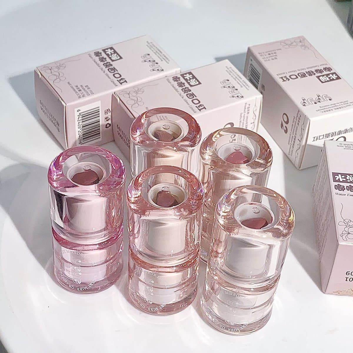 Lápiz labial hidratante con efecto espejo YPYP miniatura 2