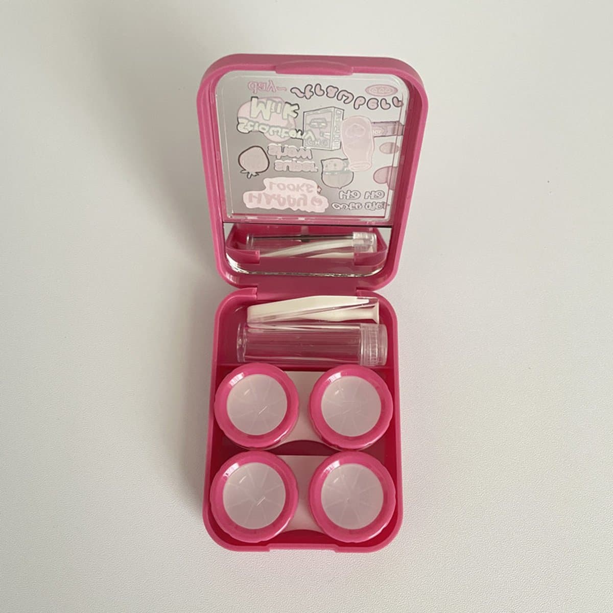 Estuche para lentes con espejo y corazón miniatura 3
